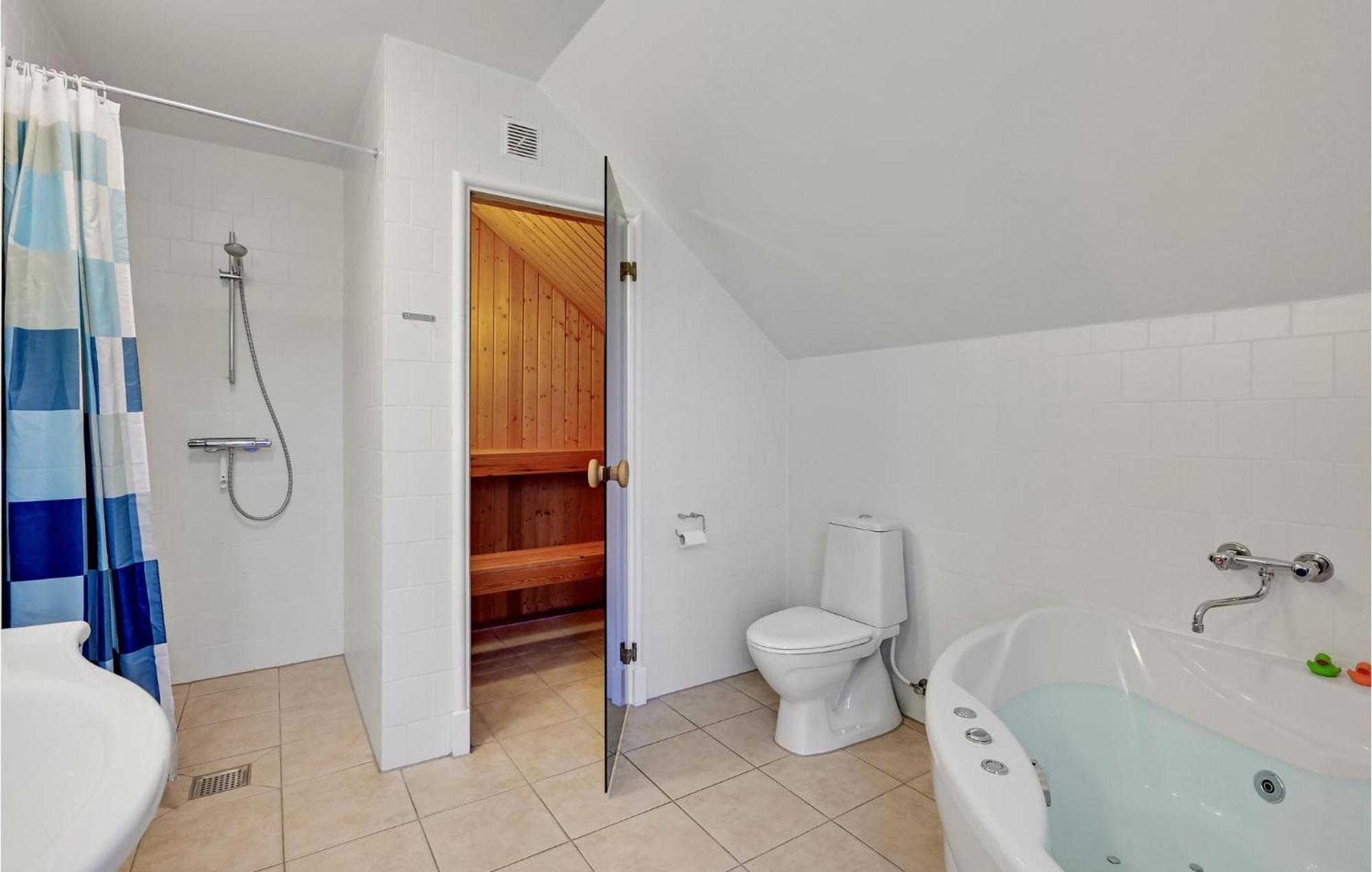 Nice Home In Gjern With Wifi Екстер'єр фото